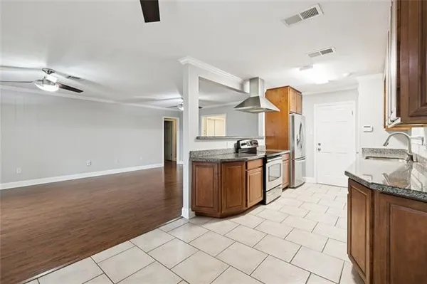 $265,000 | 717 Mayfair Lane, Kenner, LA 70065