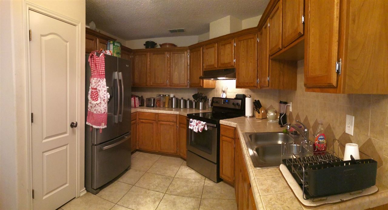 2087 Lima Loop Laredo, TX 78045 - Photo 3 of 6 Gallery Image 3
