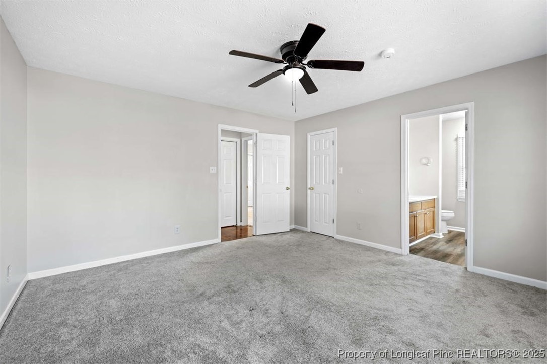 102 Ryans Circle Spring Lake, NC 28390 - Photo 20 of 26 a view of a livingroom with a ceiling fan