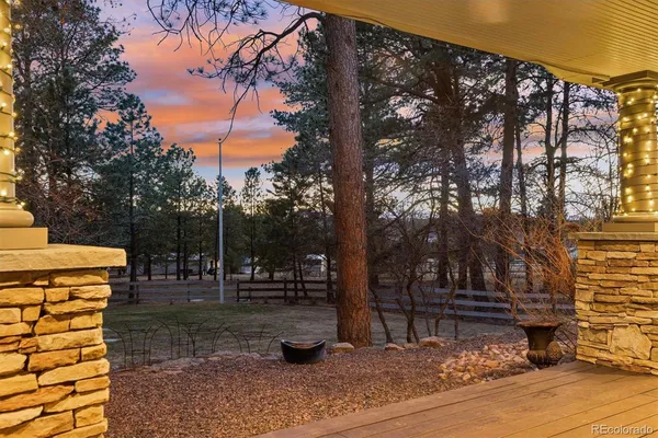 a view of a outdoor space