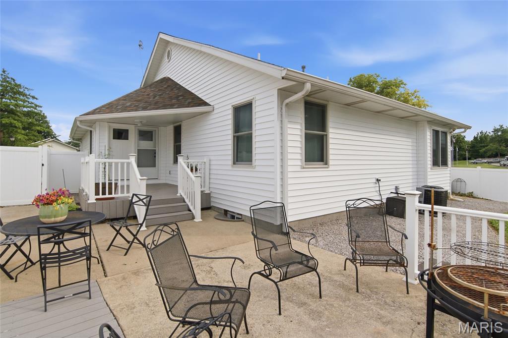 403 East Locust Street Columbia, IL 62236 - Photo 11 of 23