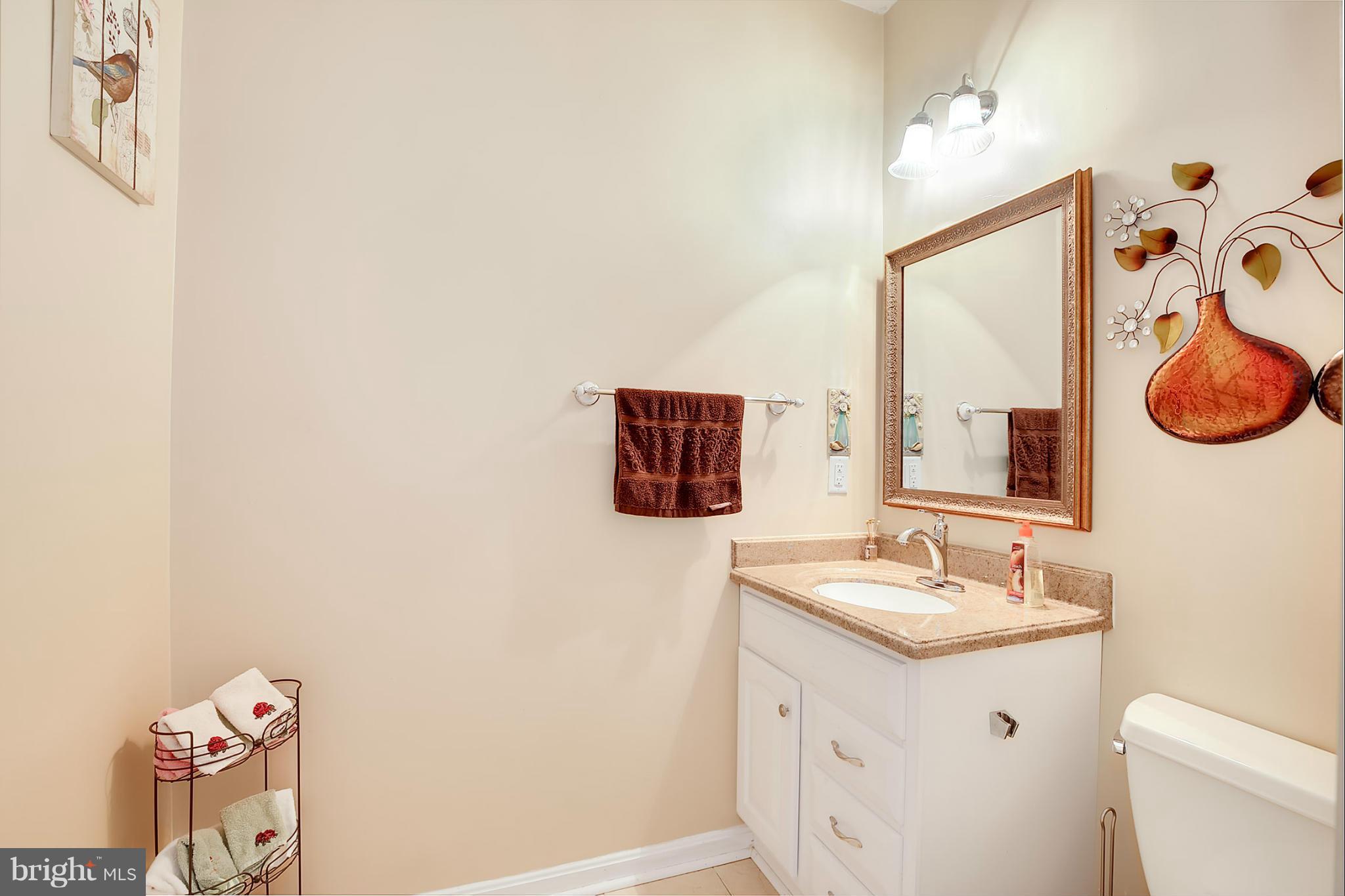9829 Farm Pond Road Laurel, MD 20708 - Photo 12 of 30 Bath