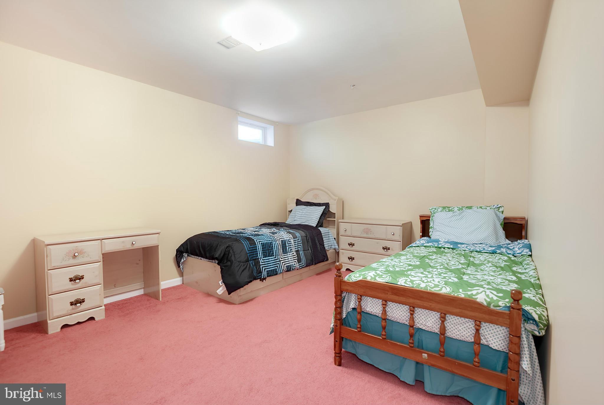 9829 Farm Pond Road Laurel, MD 20708 - Photo 17 of 30 Bedroom