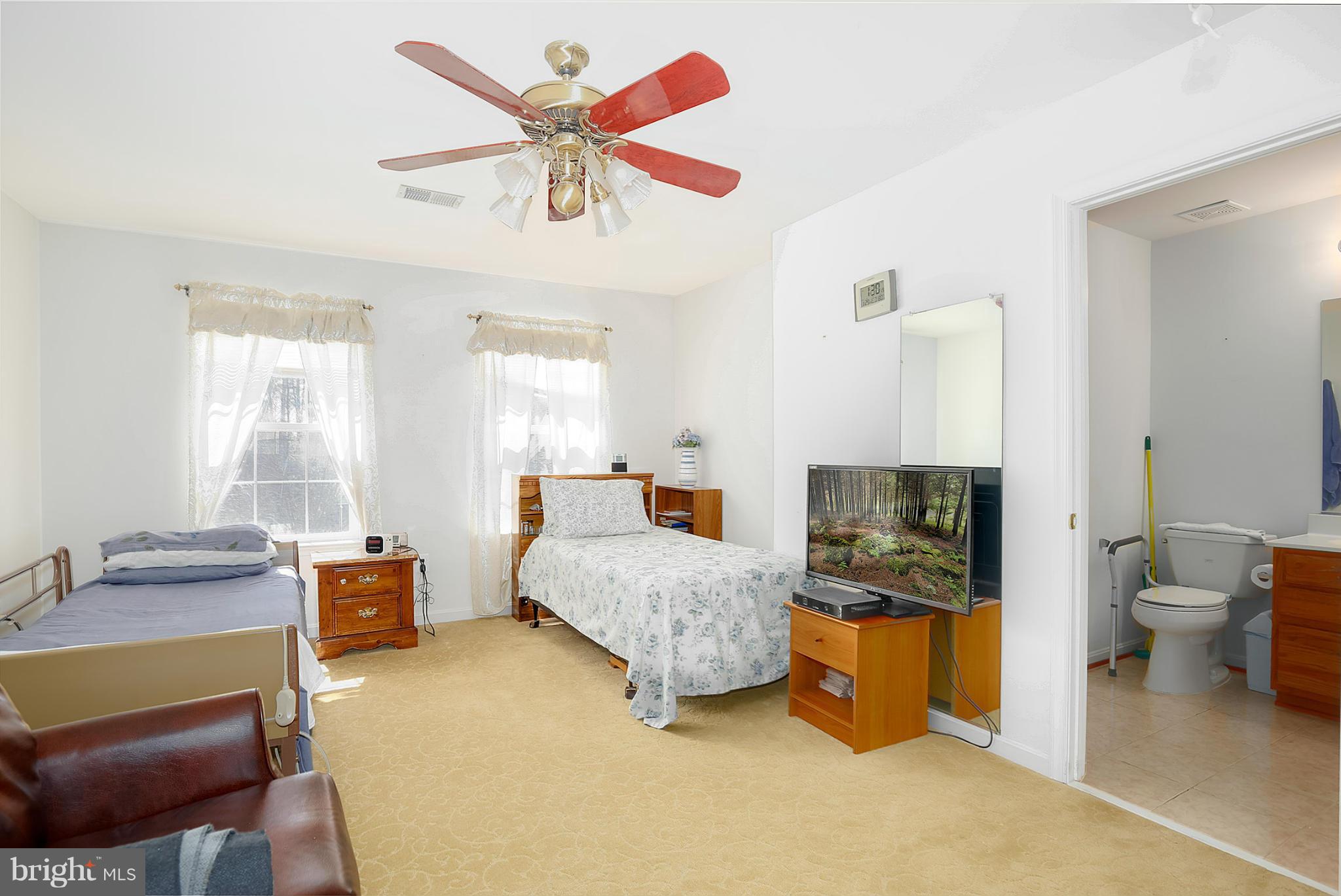 9829 Farm Pond Road Laurel, MD 20708 - Photo 29 of 30 Bedroom