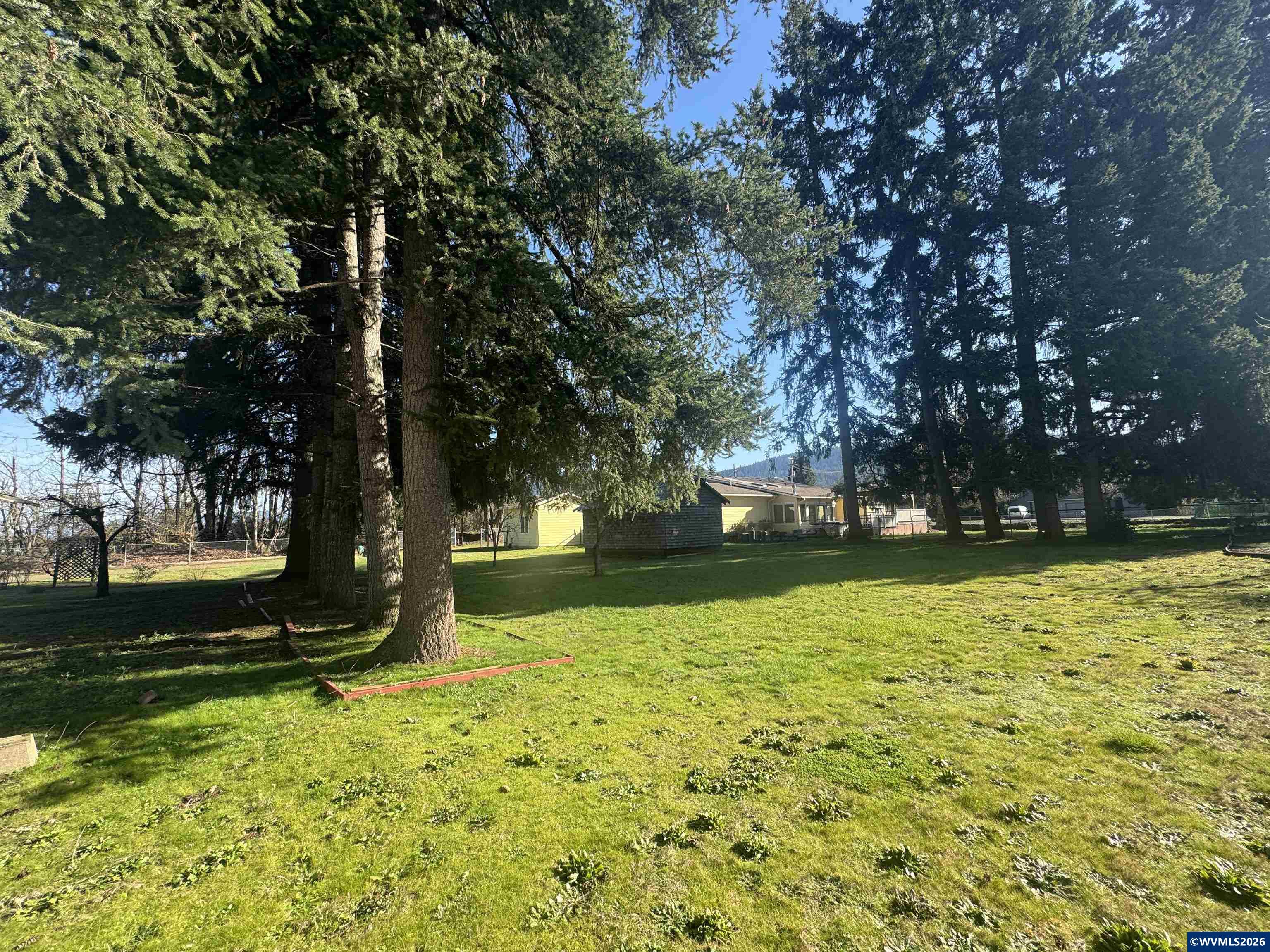 6898 Thurston Road Springfield, OR 97478 - Photo 33 of 37