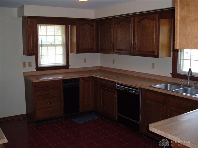 7076 Sweet Potato Ridge Road Brookville, OH 45309 - Photo 8 of 27 Gallery Image 8
