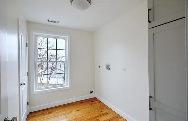 $650,000 | 29 Graves Avenue, North Smithfield, RI 02896