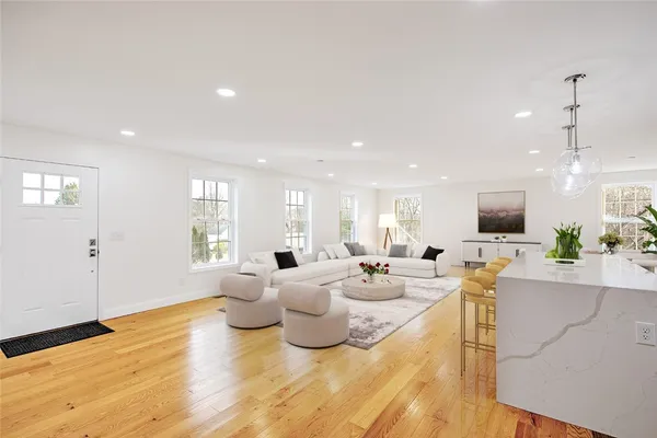 $650,000 | 29 Graves Avenue, North Smithfield, RI 02896
