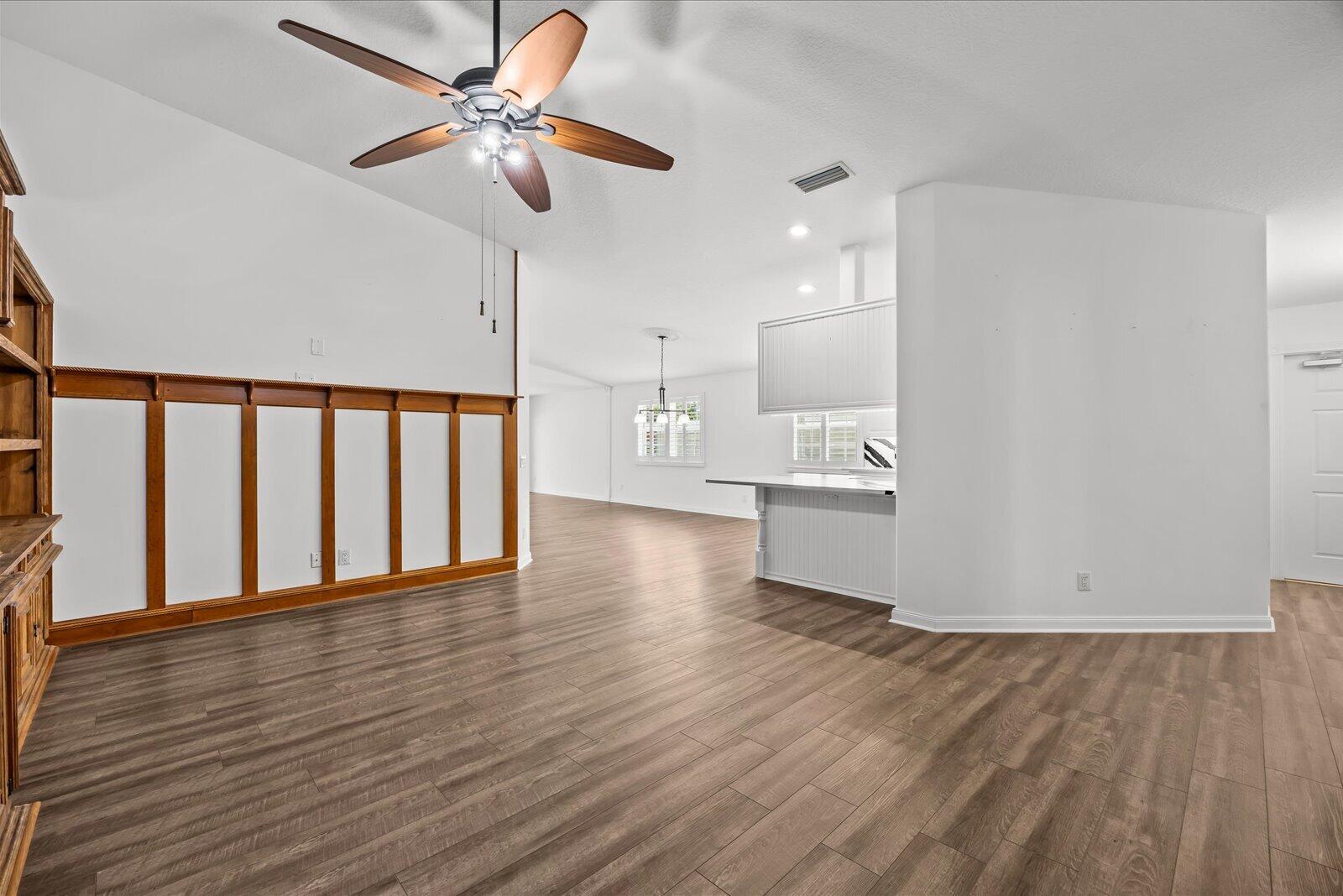 918 Southwest Balmoral Trace Stuart, FL 34997 - Photo 6 of 45 Open concept living