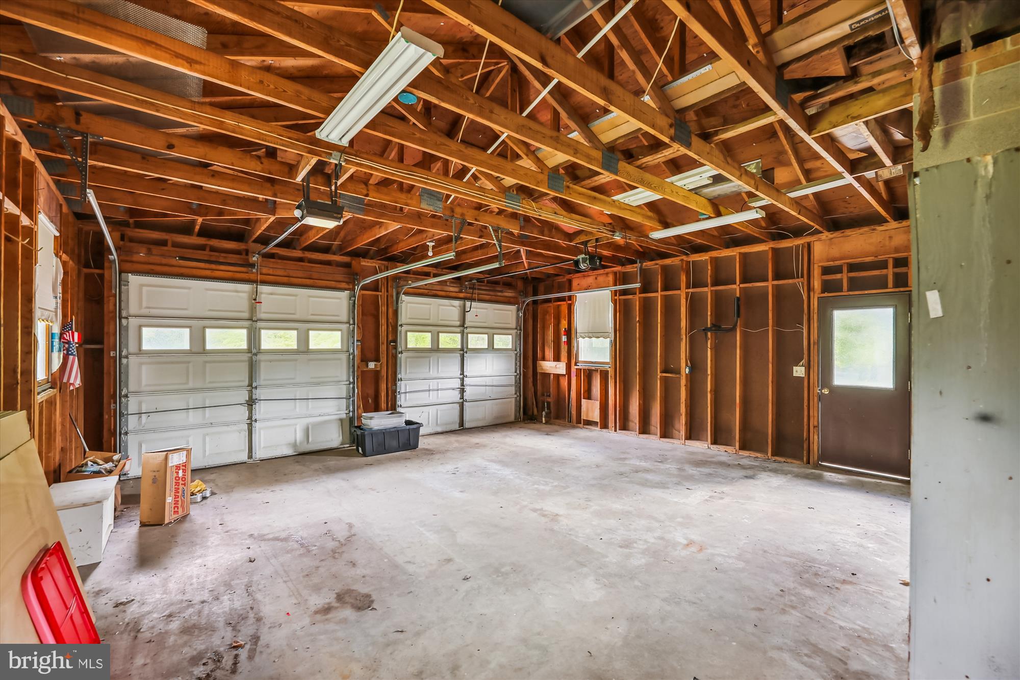 16200 Baden Springs Drive Brandywine, MD 20613 - Photo 36 of 51 Garage