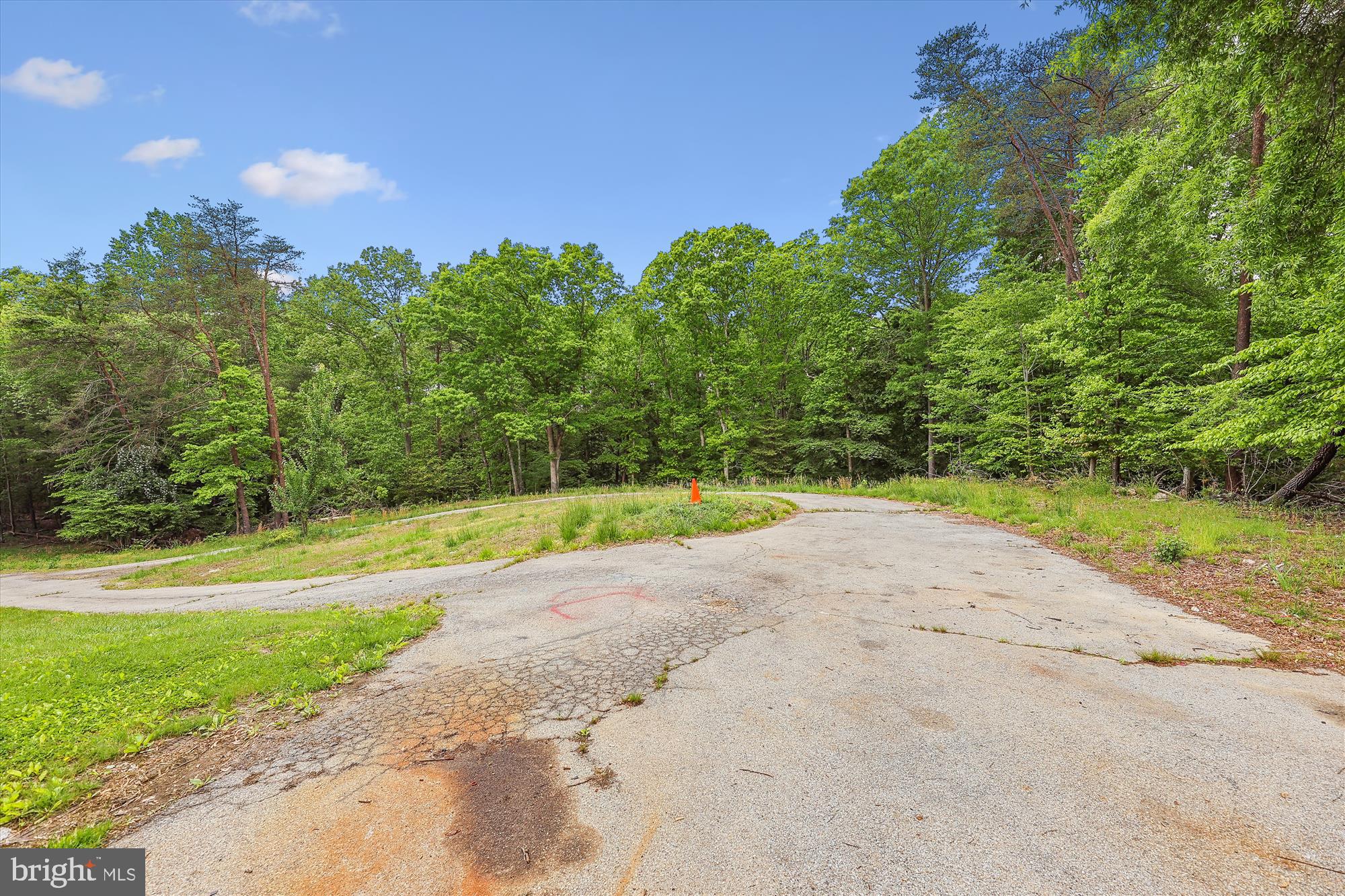 16200 Baden Springs Drive Brandywine, MD 20613 - Photo 42 of 51 Private driveway