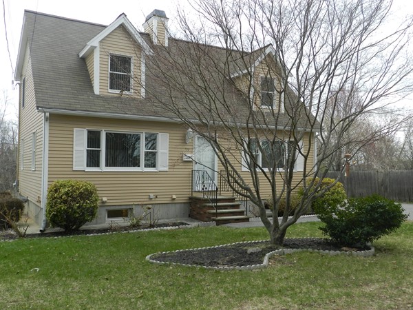 59 Needham Road Danvers, MA 01923 - Photo 1 of 29 Gallery Image 1