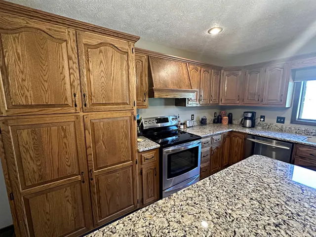 $375,000 | 2105 East National Highway, Washington, IN 47501