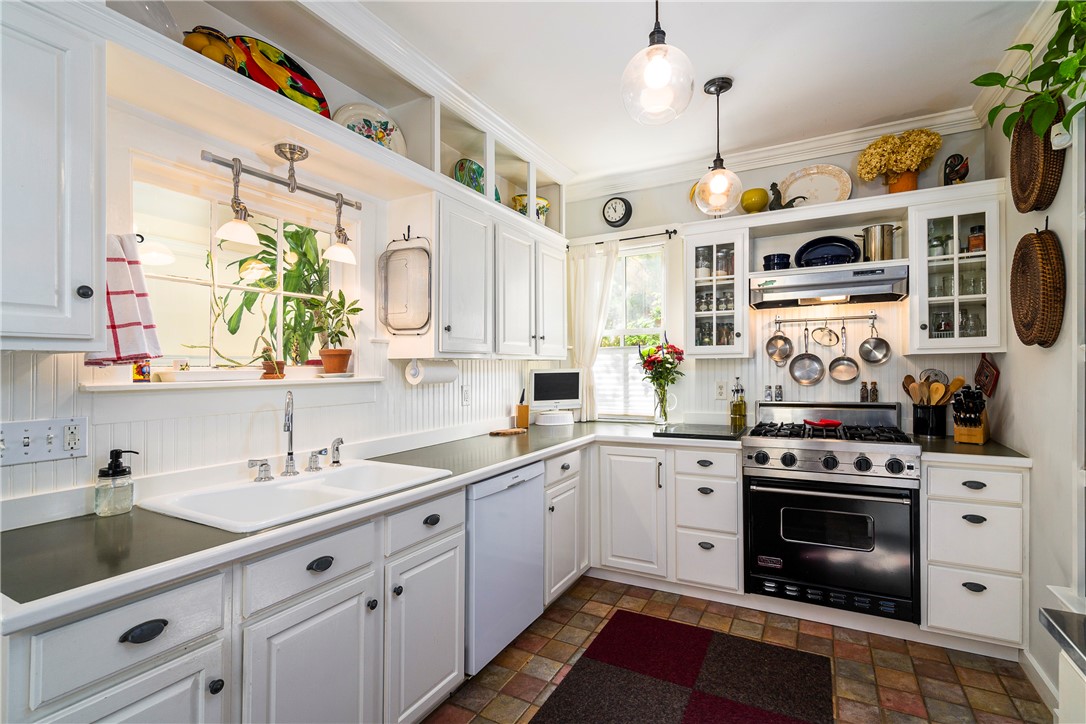 49 Vick Park B Rochester, NY 14607 - Photo 19 of 45