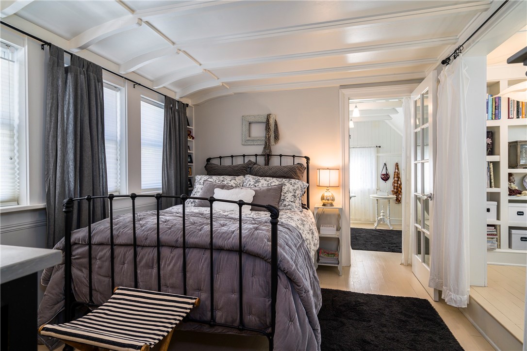 49 Vick Park B Rochester, NY 14607 - Photo 25 of 45 2nd Floor Bedroom Suite