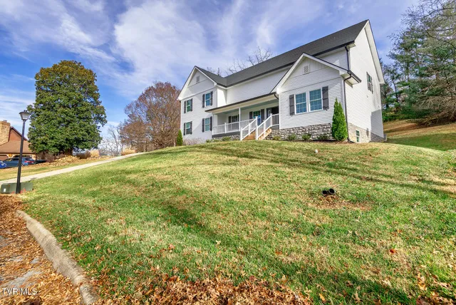 $589,900 | 1111 Vestal Court, Greeneville, TN 37745