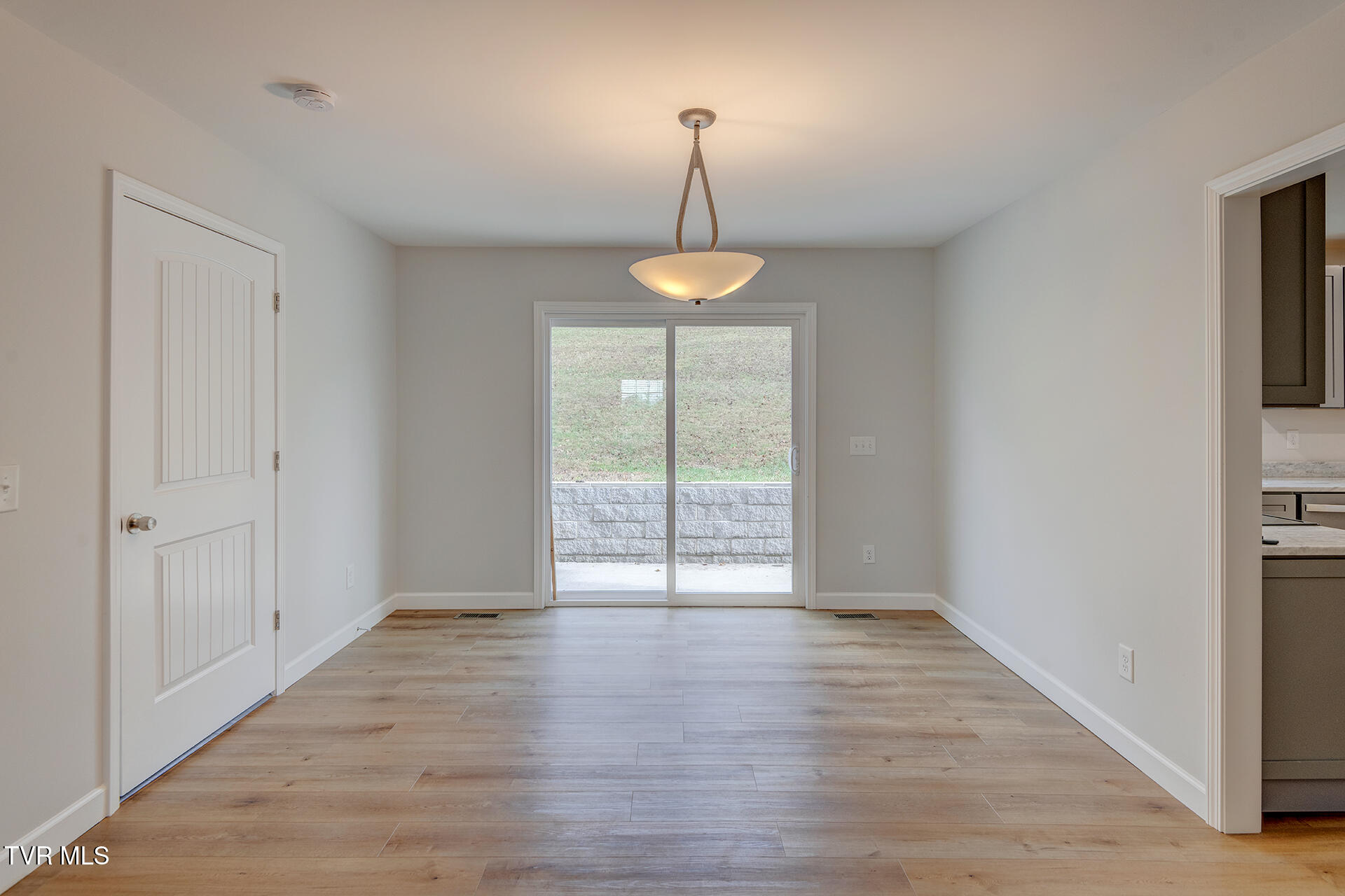 1111 Vestal Court Greeneville, TN 37745 - Photo 13 of 55 D-Neas-1111-Vestal-Interior-1082