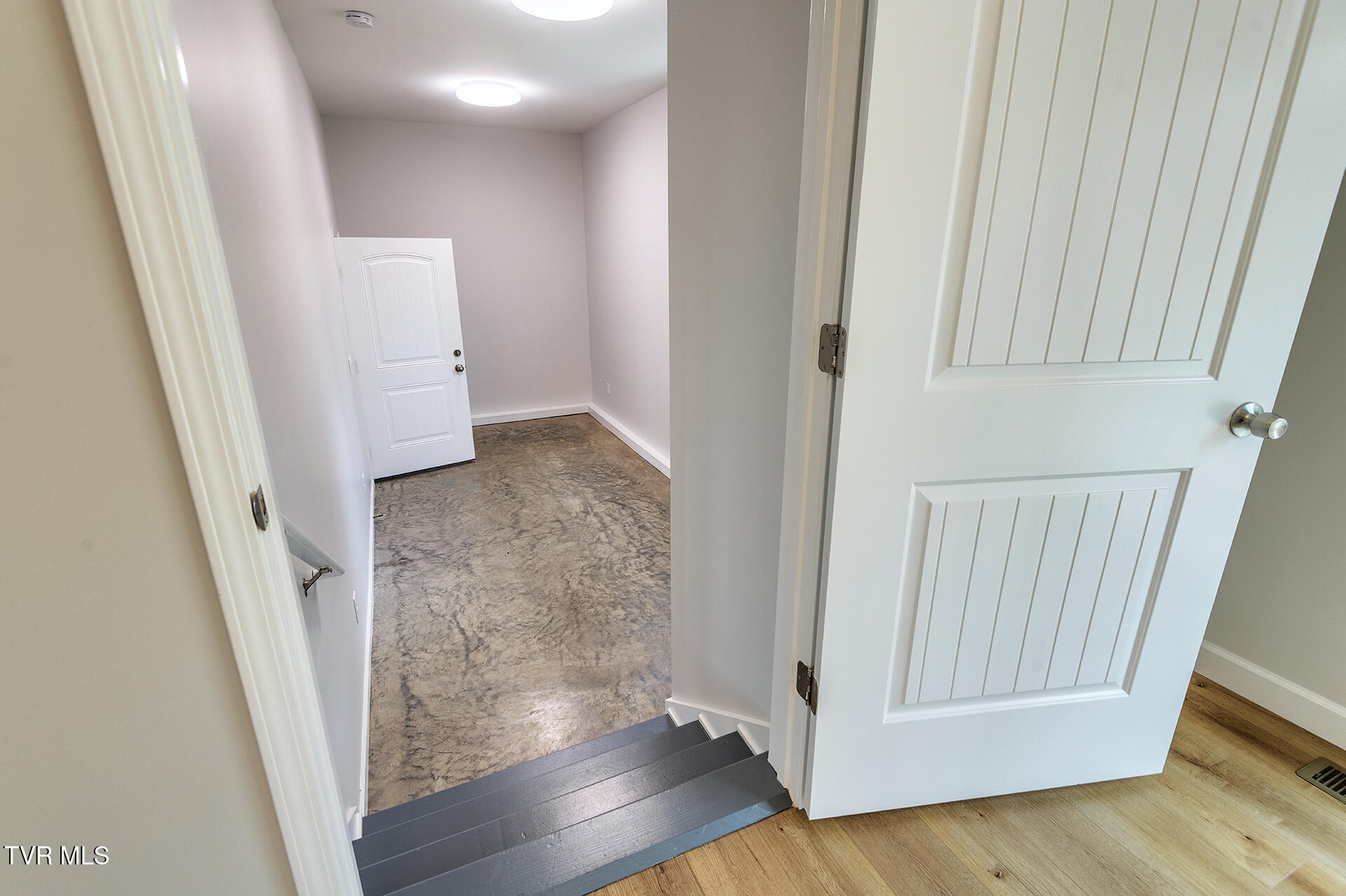 1111 Vestal Court Greeneville, TN 37745 - Photo 42 of 55 D-Neas-1111-Vestal-Interior-1170