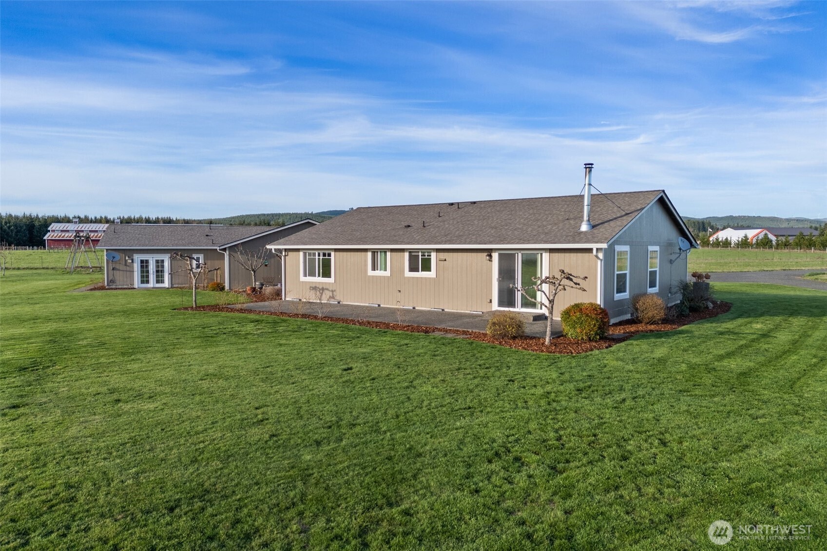 198 Short Road Onalaska, WA 98570 - Photo 29 of 40 a view of a house with a big yard