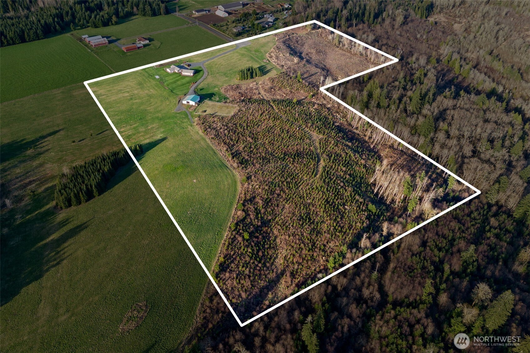 198 Short Road Onalaska, WA 98570 - Photo 40 of 40 a view of a tennis court