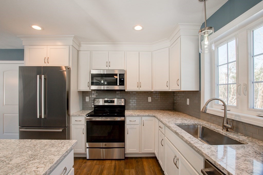 168 Brooks Road Templeton, MA 01468 - Photo 3 of 30 Gallery Image 3
