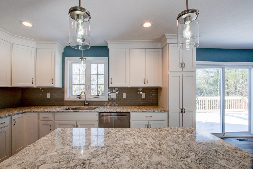 168 Brooks Road Templeton, MA 01468 - Photo 4 of 30 Gallery Image 4