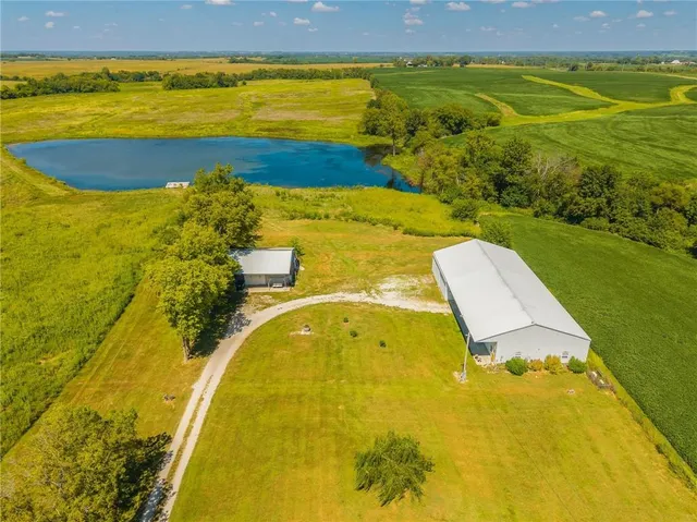 $1,250,000 | 25826 Cr 200 Route, Unit RURAL, Bogard, MO 64622
