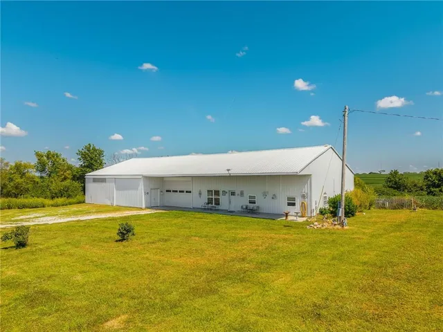 $1,250,000 | 25826 Cr 200 Route, Unit RURAL, Bogard, MO 64622