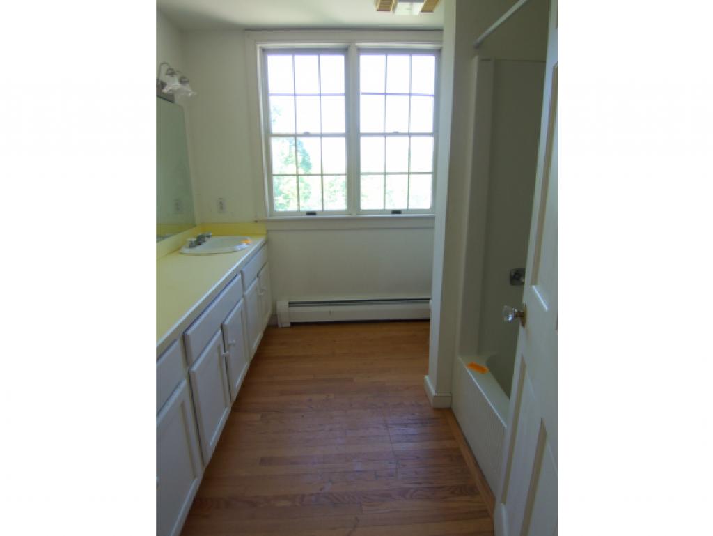1653 Myers Road Shaftsbury, VT 05262 - Photo 3 of 14 Gallery Image 3