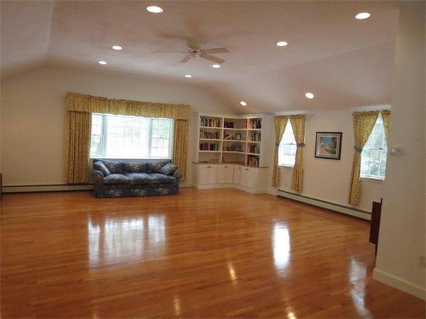 24 Ledgetree Road Medfield, MA 02052 - Photo 2 of 12 Gallery Image 2