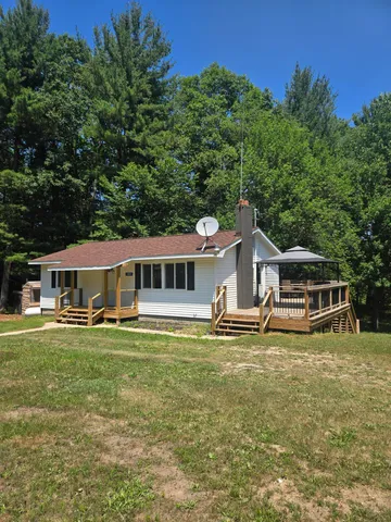 $190,000 | 9918 Pueblo Trail, Evart, MI 49631