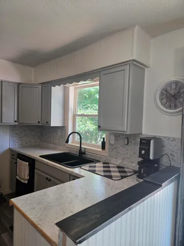 $190,000 | 9918 Pueblo Trail, Evart, MI 49631