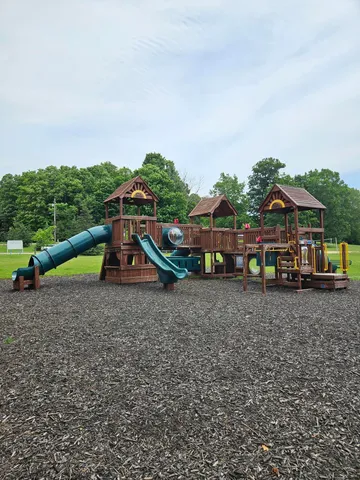 $190,000 | 9918 Pueblo Trail, Evart, MI 49631