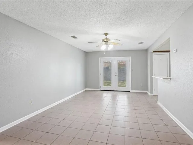 $245,000 | 3939 Bayou Oaks Drive, Harvey, LA 70058