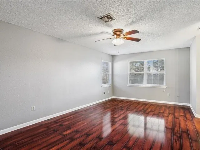 $245,000 | 3939 Bayou Oaks Drive, Harvey, LA 70058