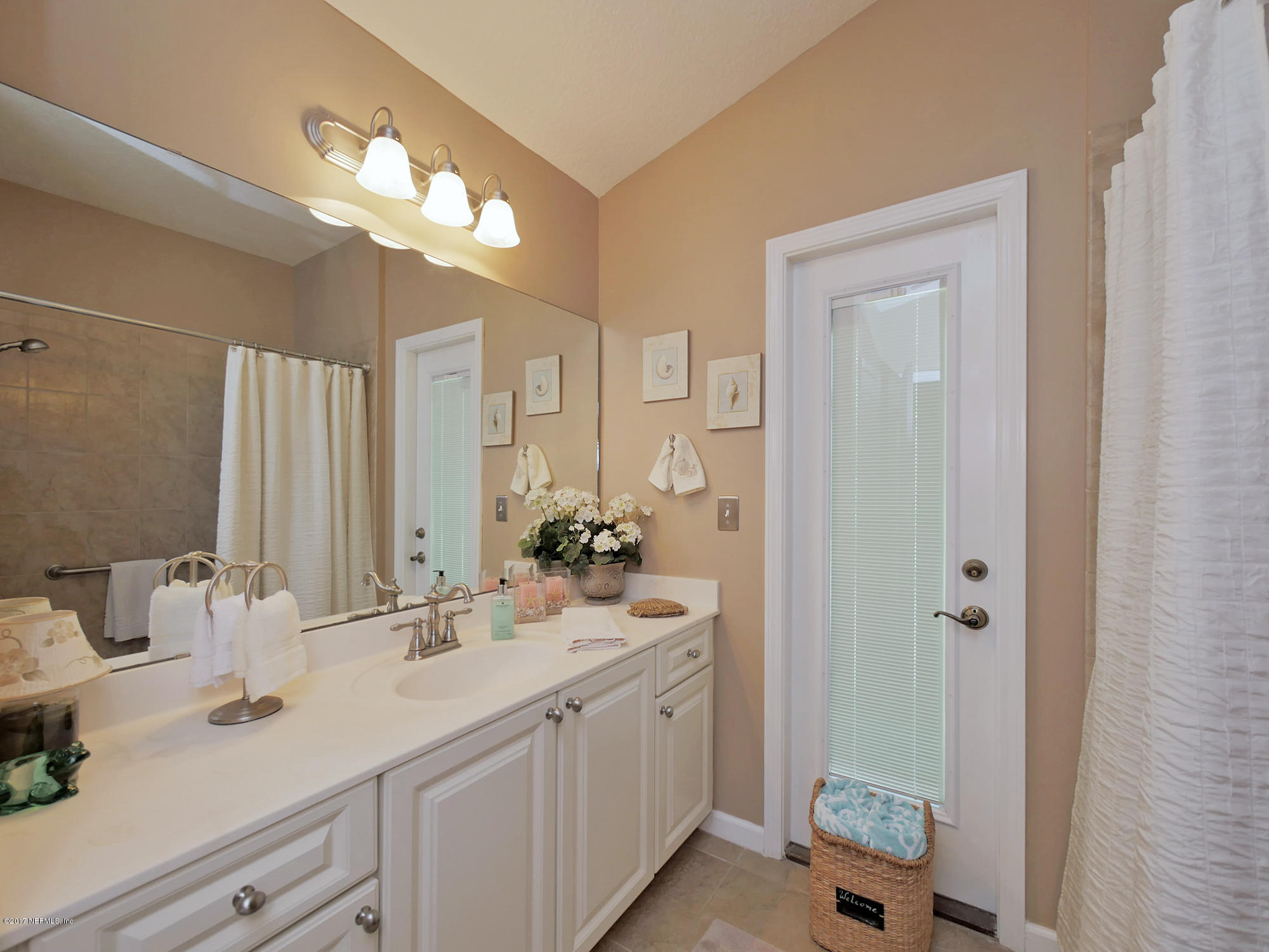 888 Reflection Cove Road East Jacksonville, FL 32218 - Photo 22 of 51 26 adjoining cabana bath