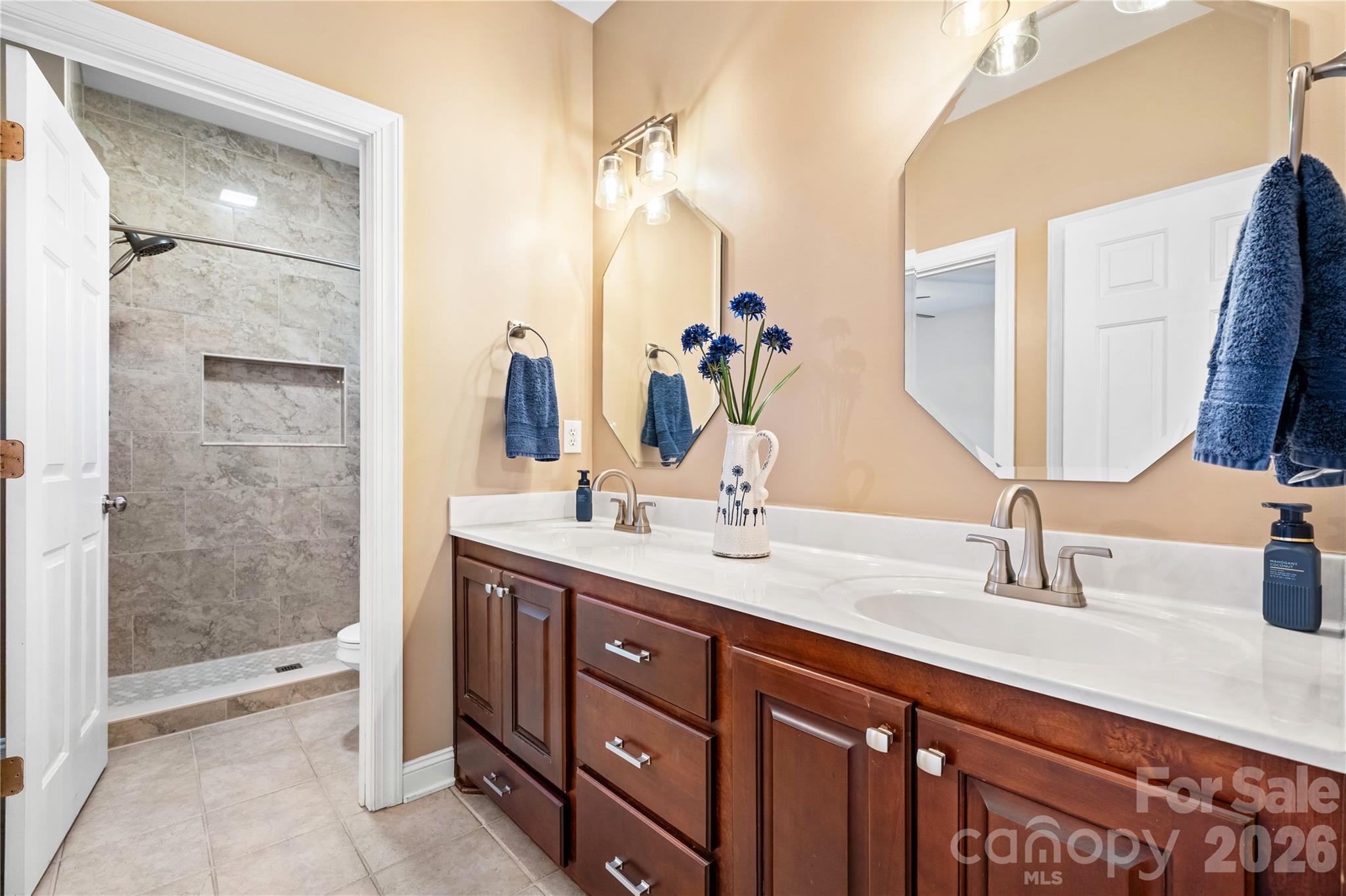 66 Hawks Ridge Hickory, NC 28601 - Photo 30 of 48 Gallery Image 30