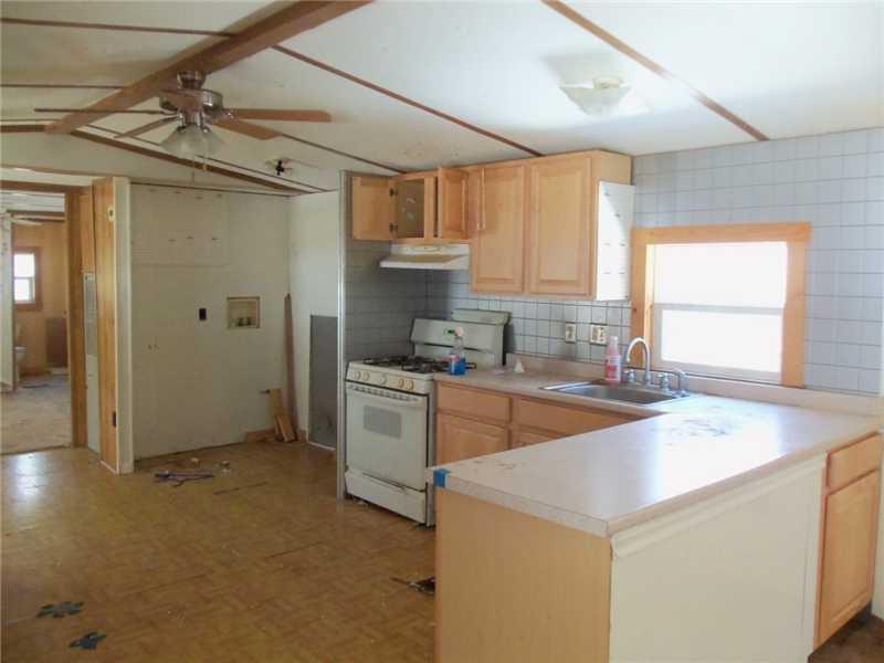 27 West Ridge Road Sabattus, ME 04280 - Photo 4 of 6 Kitchen.