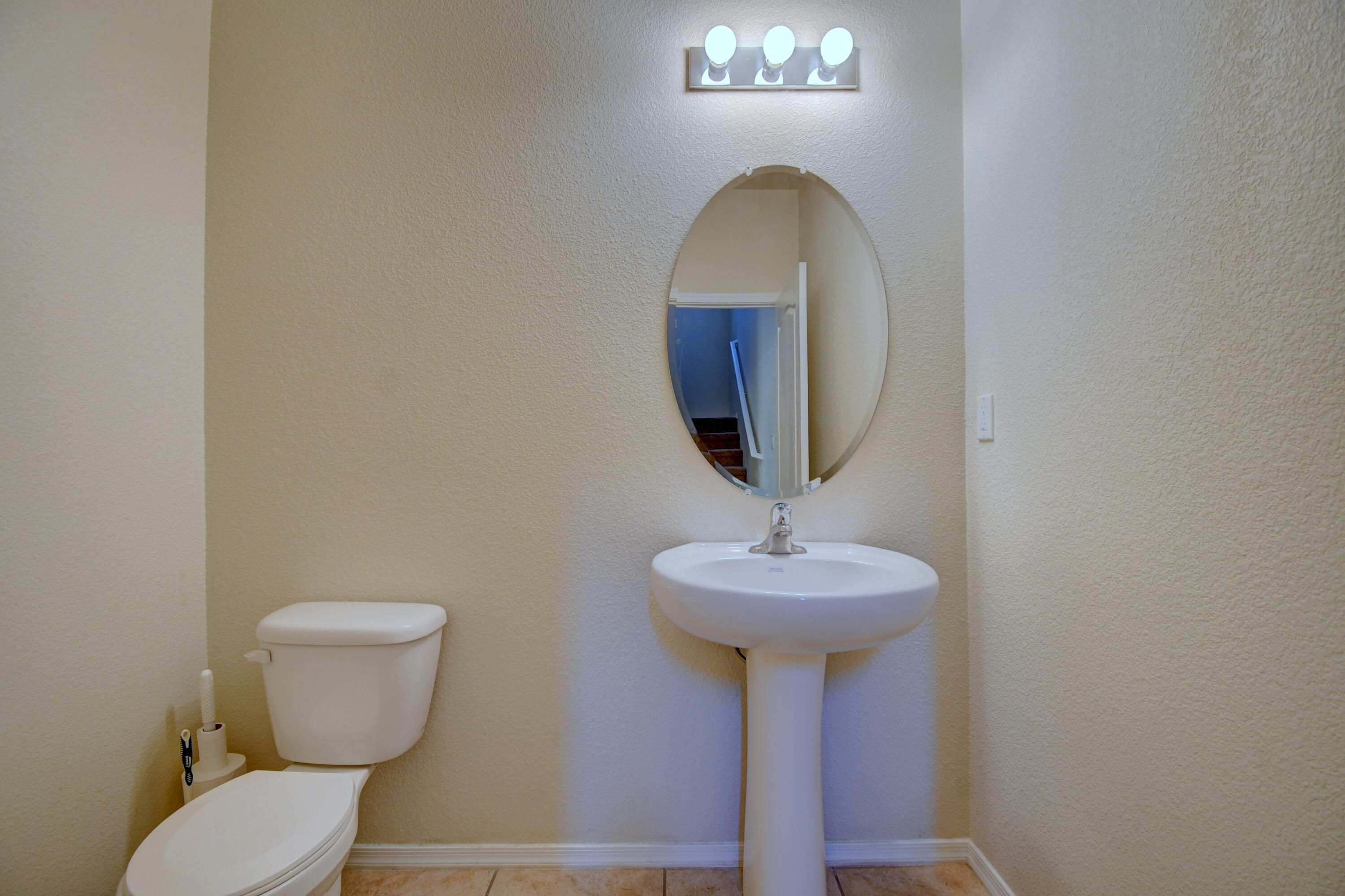 11828 Cicada Road Southeast Albuquerque, NM 87123 - Photo 13 of 24 Gallery Image 13
