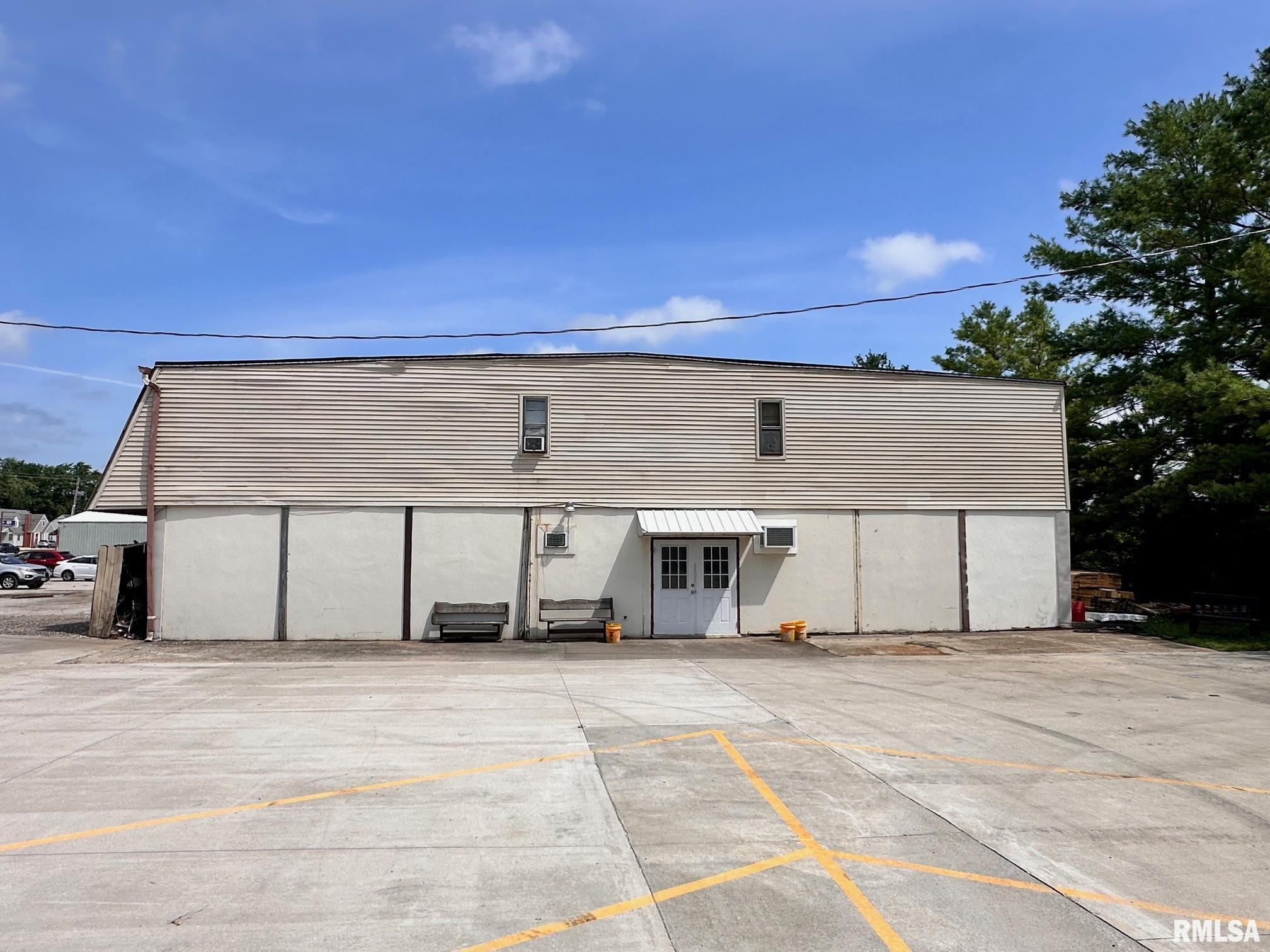 1848 South Main Street, Unit A Jacksonville, IL 62650 - Photo 5 of 17