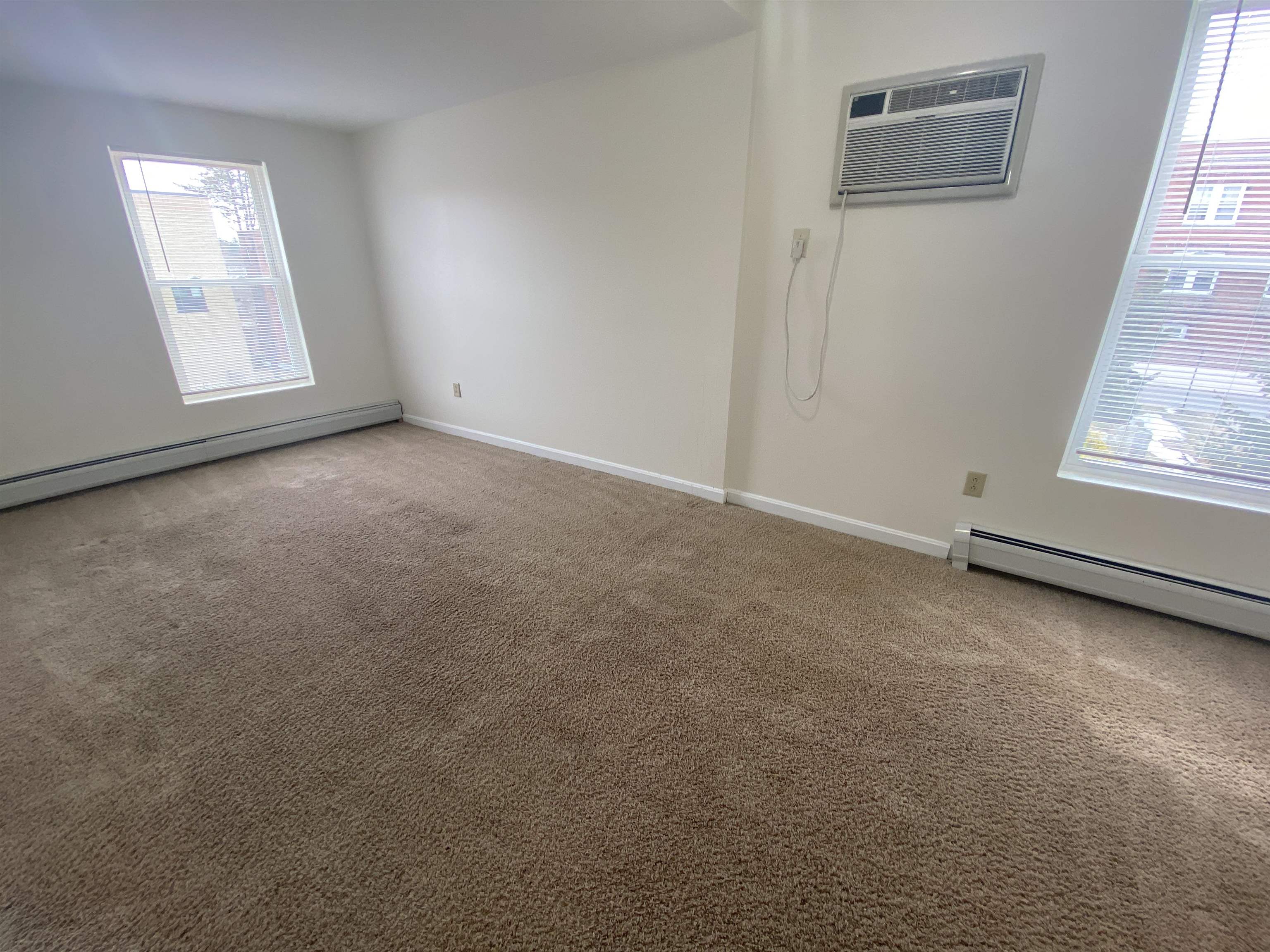 4 Martin Street, Unit 8 Derry, NH 03038 - Photo 11 of 35