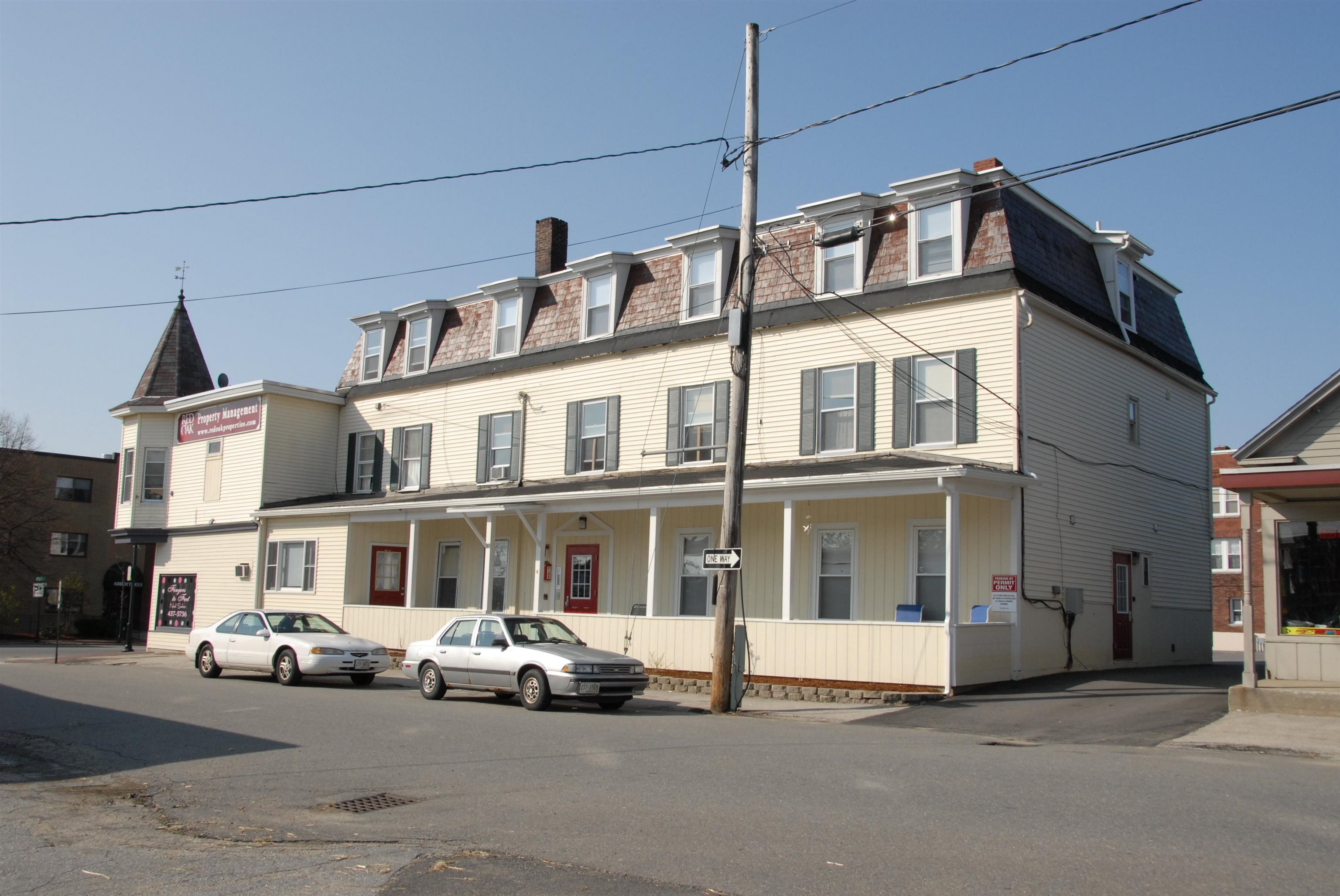 4 Martin Street, Unit 8 Derry, NH 03038 - Photo 2 of 35