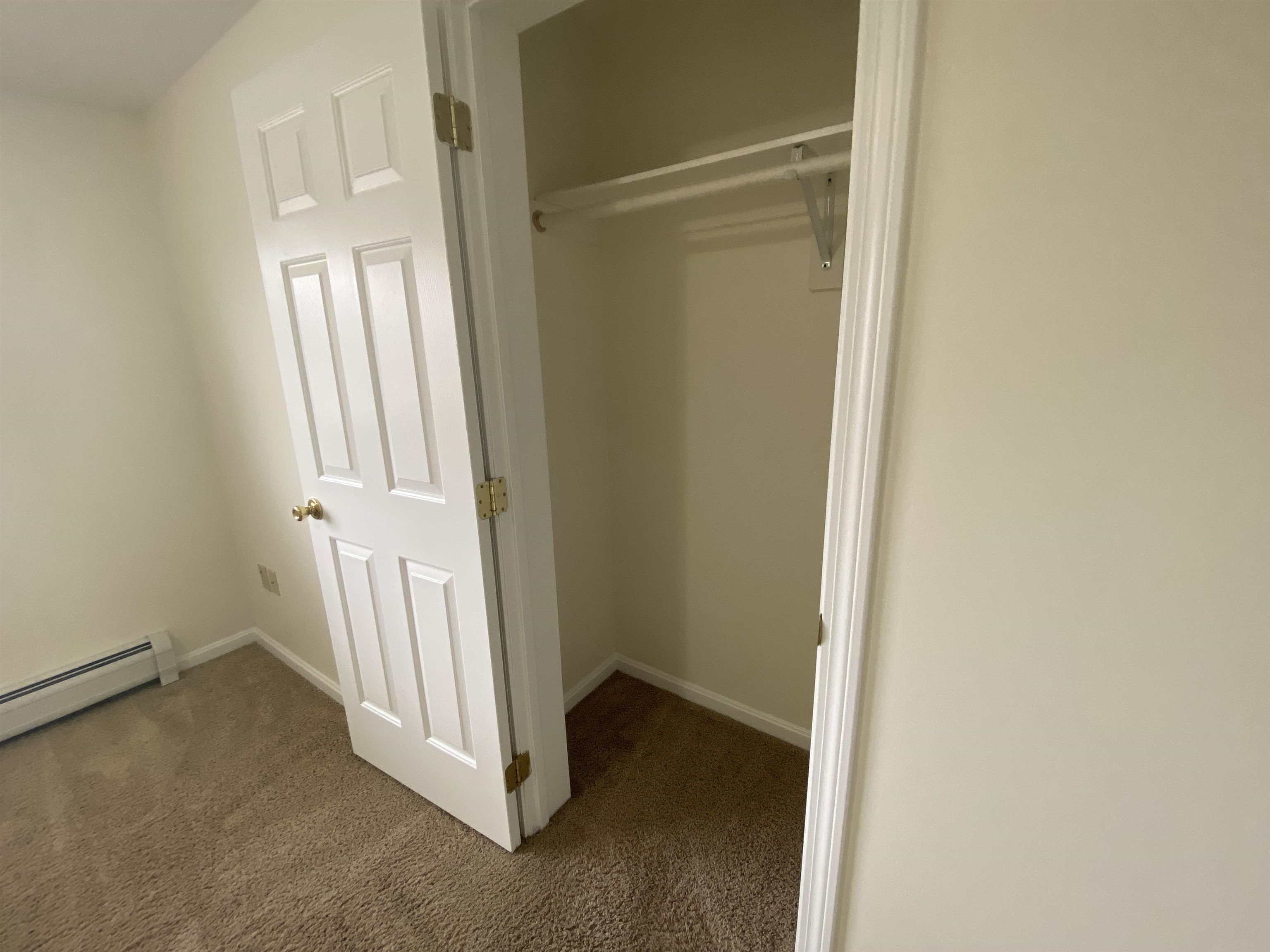 4 Martin Street, Unit 8 Derry, NH 03038 - Photo 22 of 35