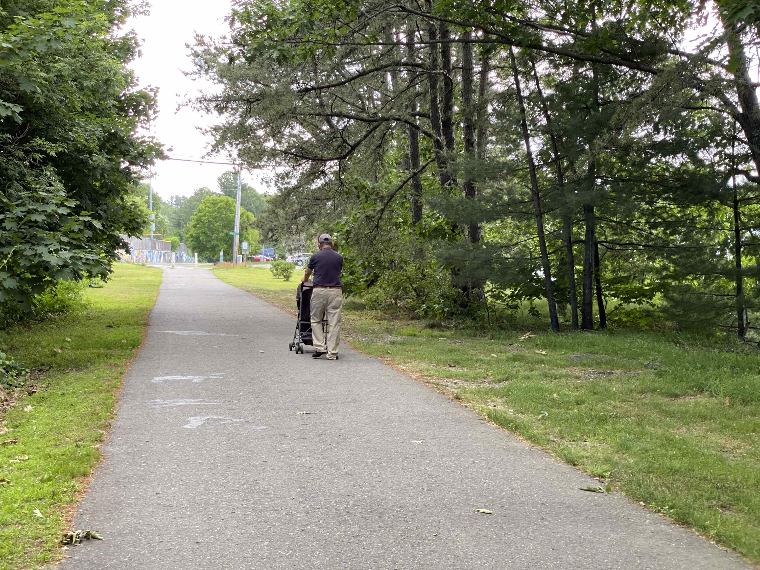 4 Martin Street, Unit 8 Derry, NH 03038 - Photo 32 of 35