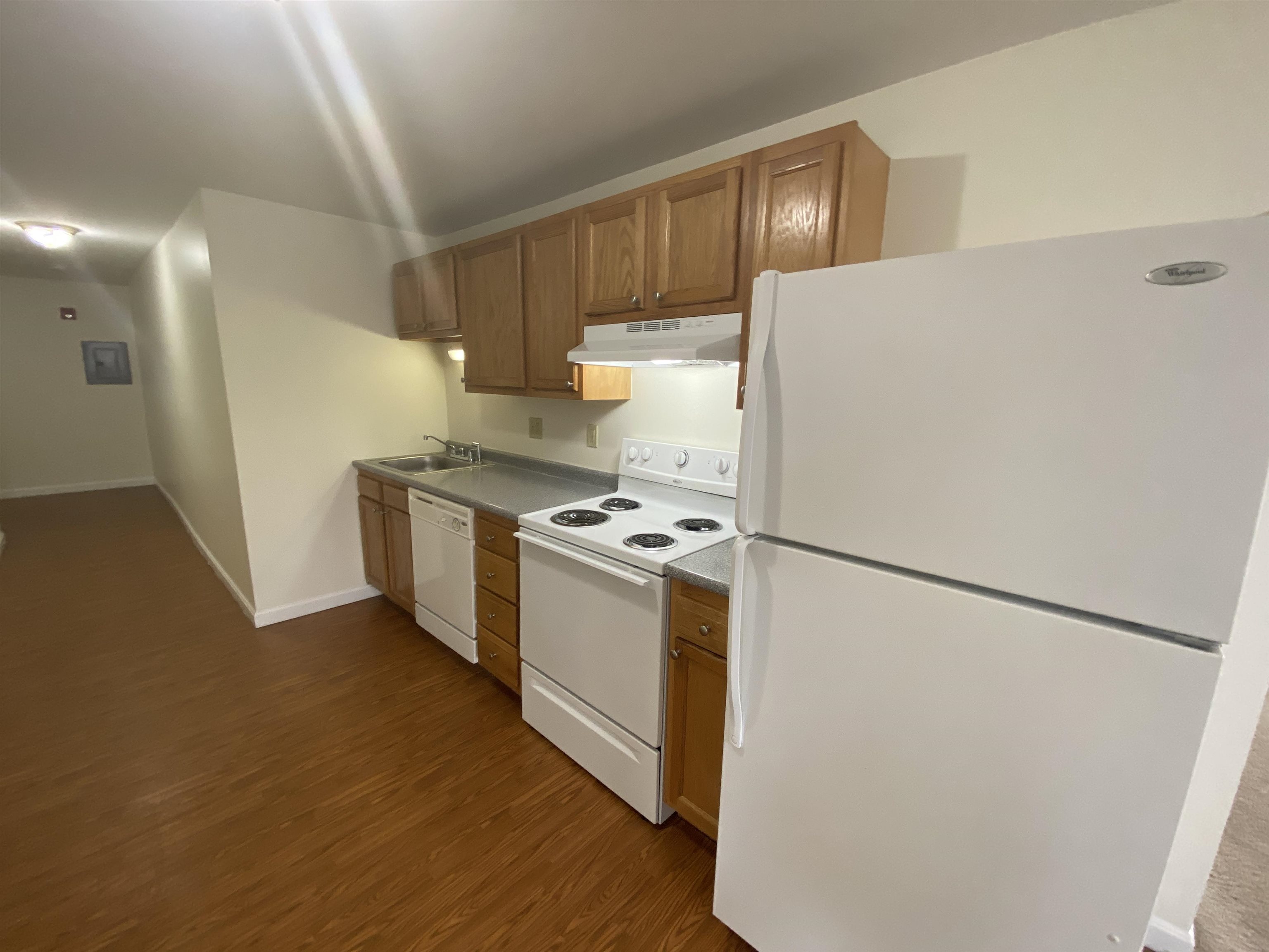 4 Martin Street, Unit 8 Derry, NH 03038 - Photo 9 of 35