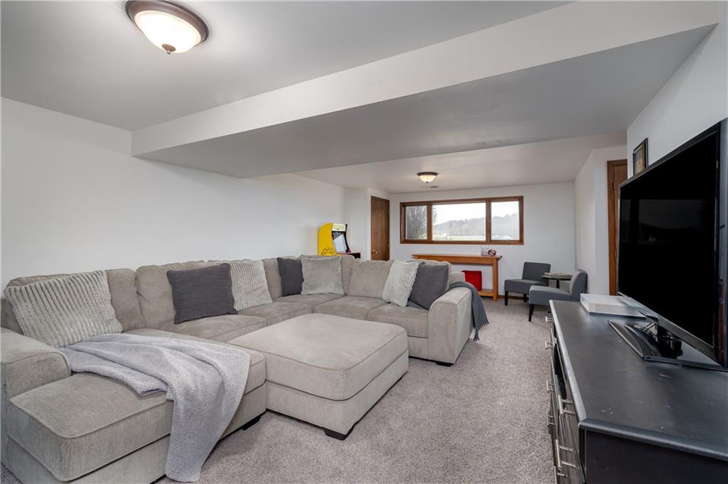 139 Moore Road Butler, PA 16001 - Photo 20 of 24 Gallery Image 20