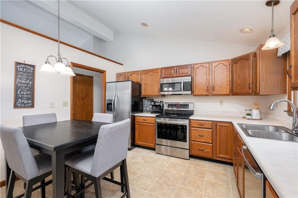 139 Moore Road Butler, PA 16001 - Photo 9 of 24 Gallery Image 9