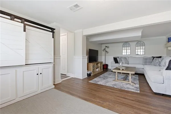 $375,000 | 2955 Kings Mill Road, Bethel Park, PA 15102