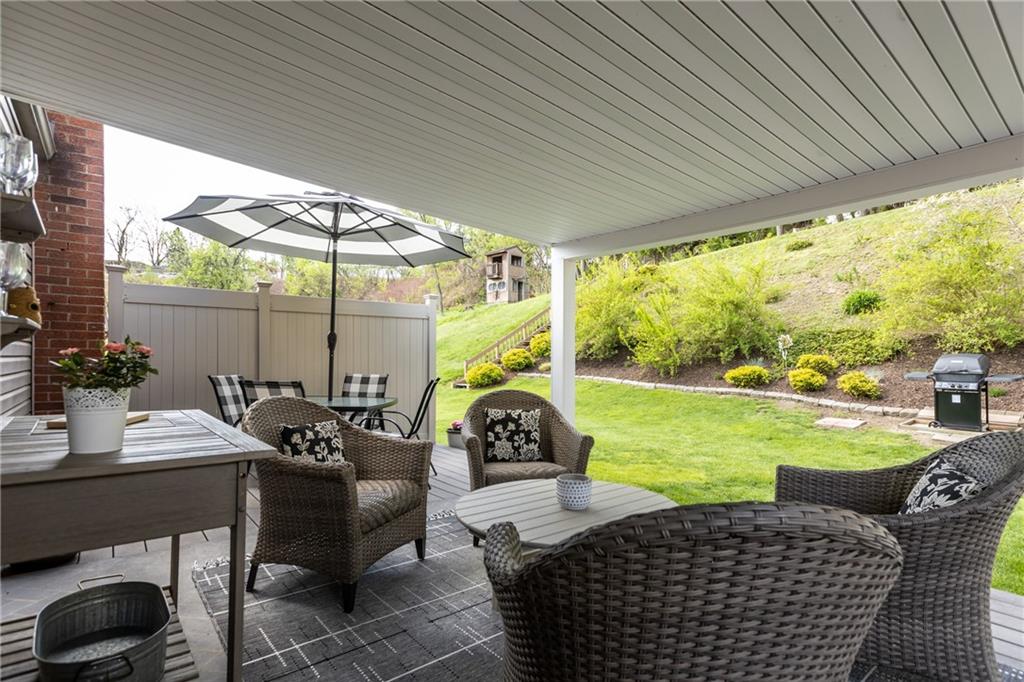 2955 Kings Mill Road Bethel Park, PA 15102 - Photo 25 of 40 a view of a patio with garden