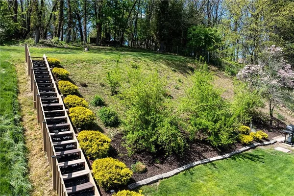 $375,000 | 2955 Kings Mill Road, Bethel Park, PA 15102